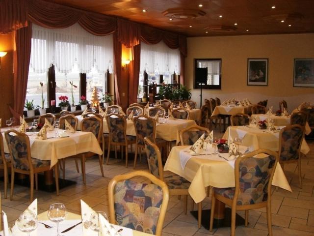 Hotel Zur Waage Bad Muenstereifel Exterior photo
