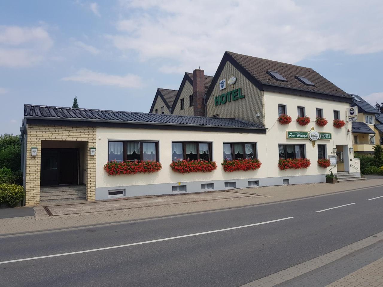 Hotel Zur Waage Bad Muenstereifel Exterior photo